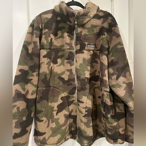 Plus size Camo Teddy Jacket